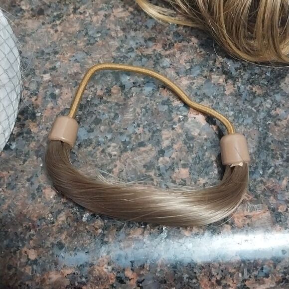 5 Hairpieces...NEW  - Picture 6 of 10